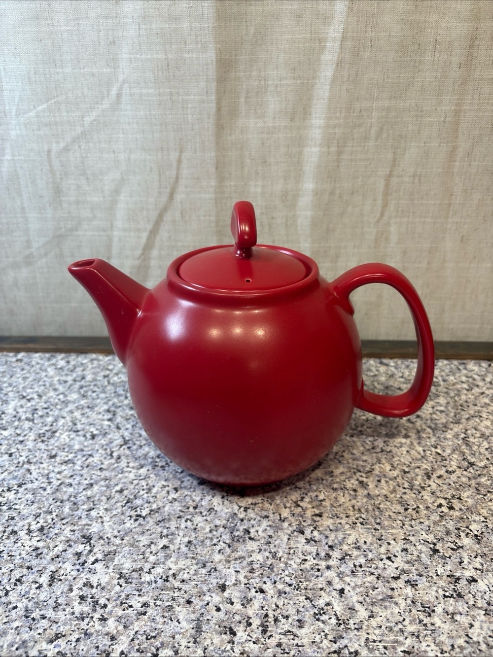 CHANTAL Teapot 1.5 QT Ceramic Stoneware Red 92-TP13/I VTG 2003